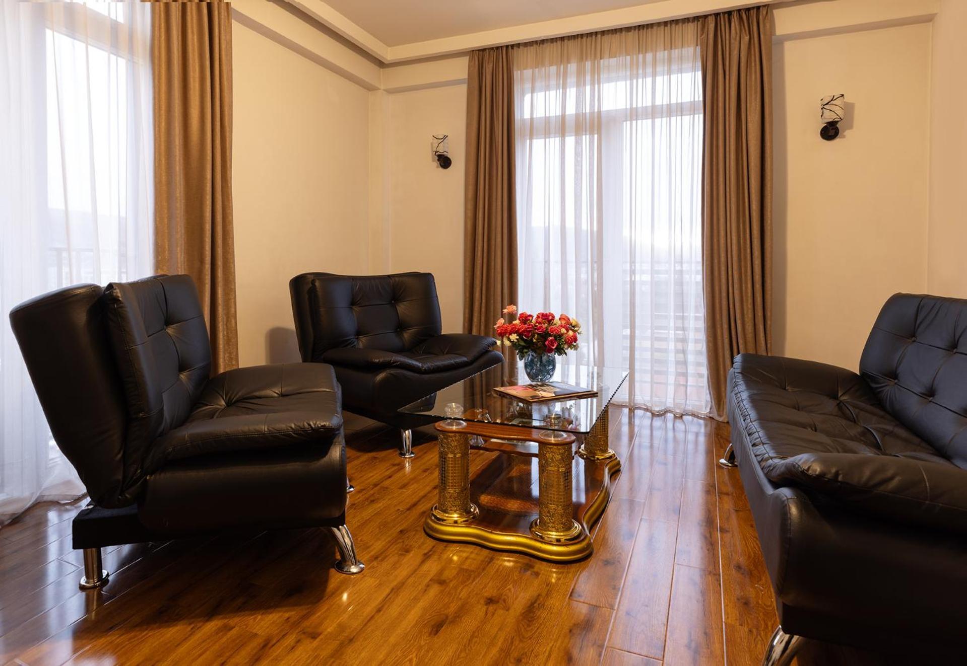 Hotel Grand Palace Tiflis Exterior foto
