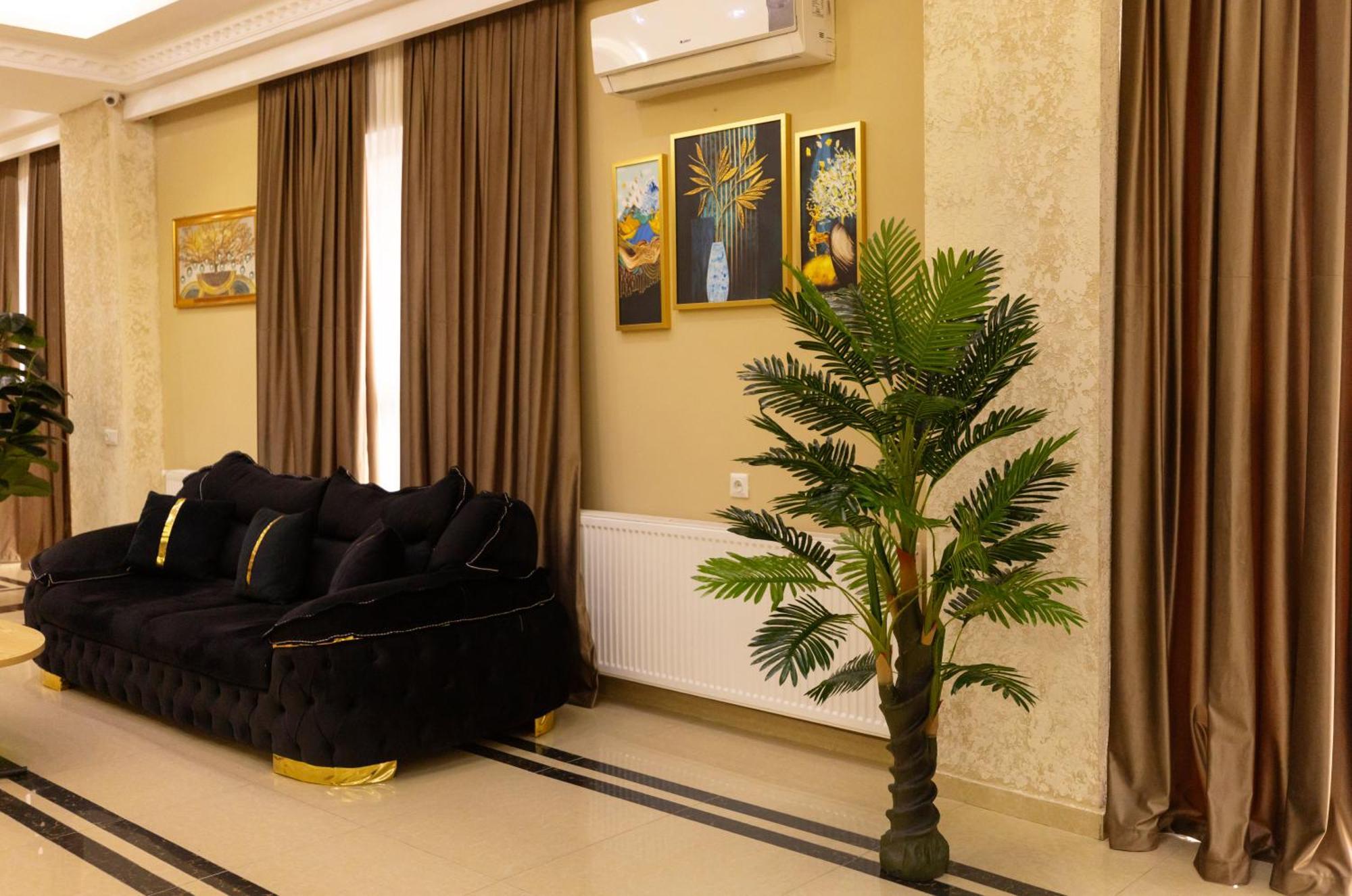 Hotel Grand Palace Tiflis Exterior foto
